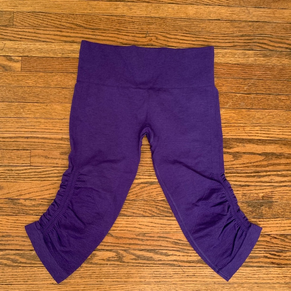 Lululemon cropped leggings